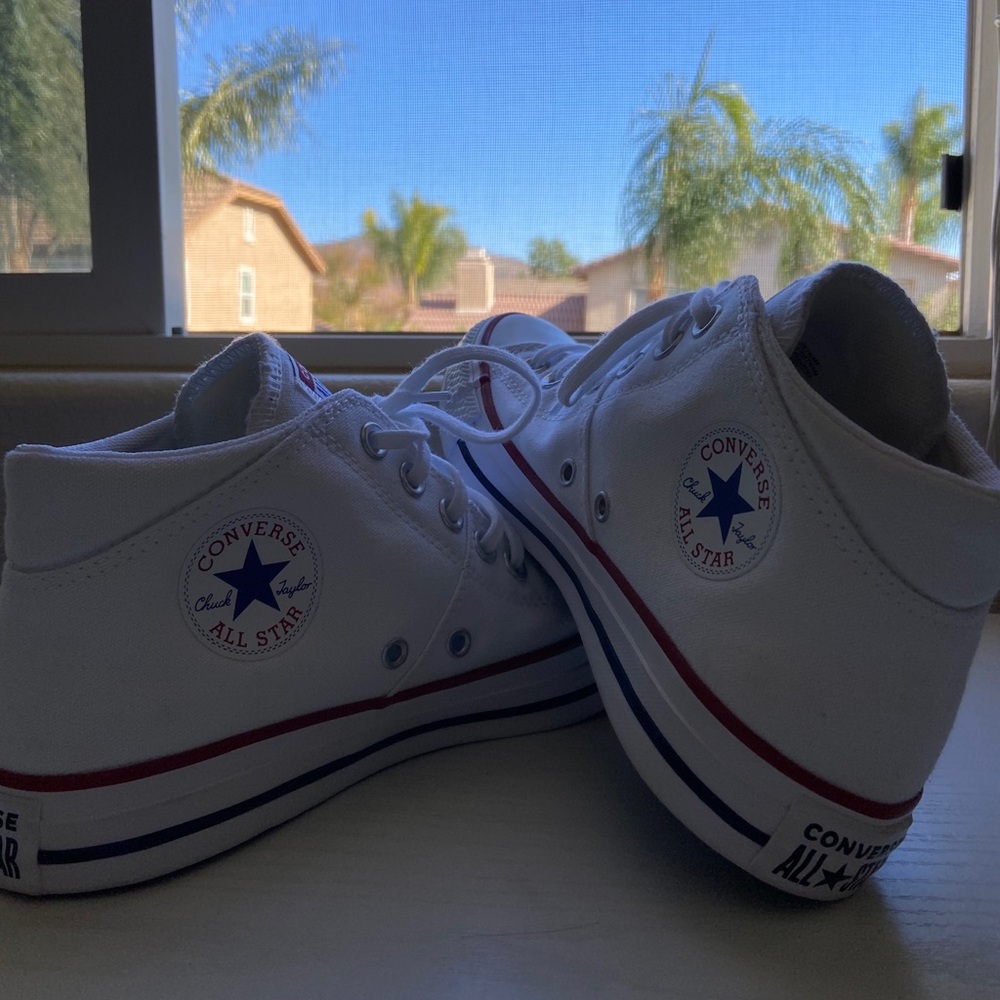White Mid rise converse